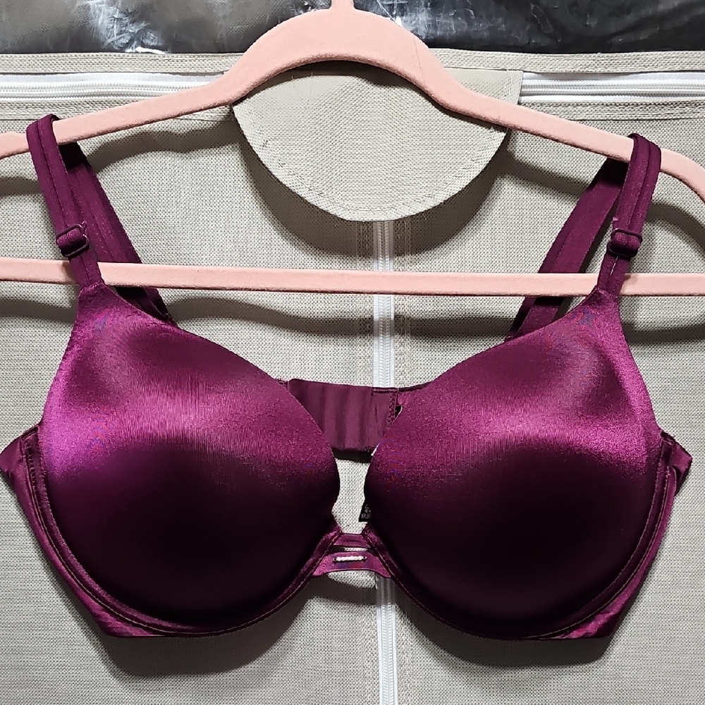 Victoria's Secret Satin Bra in Rich Purple
